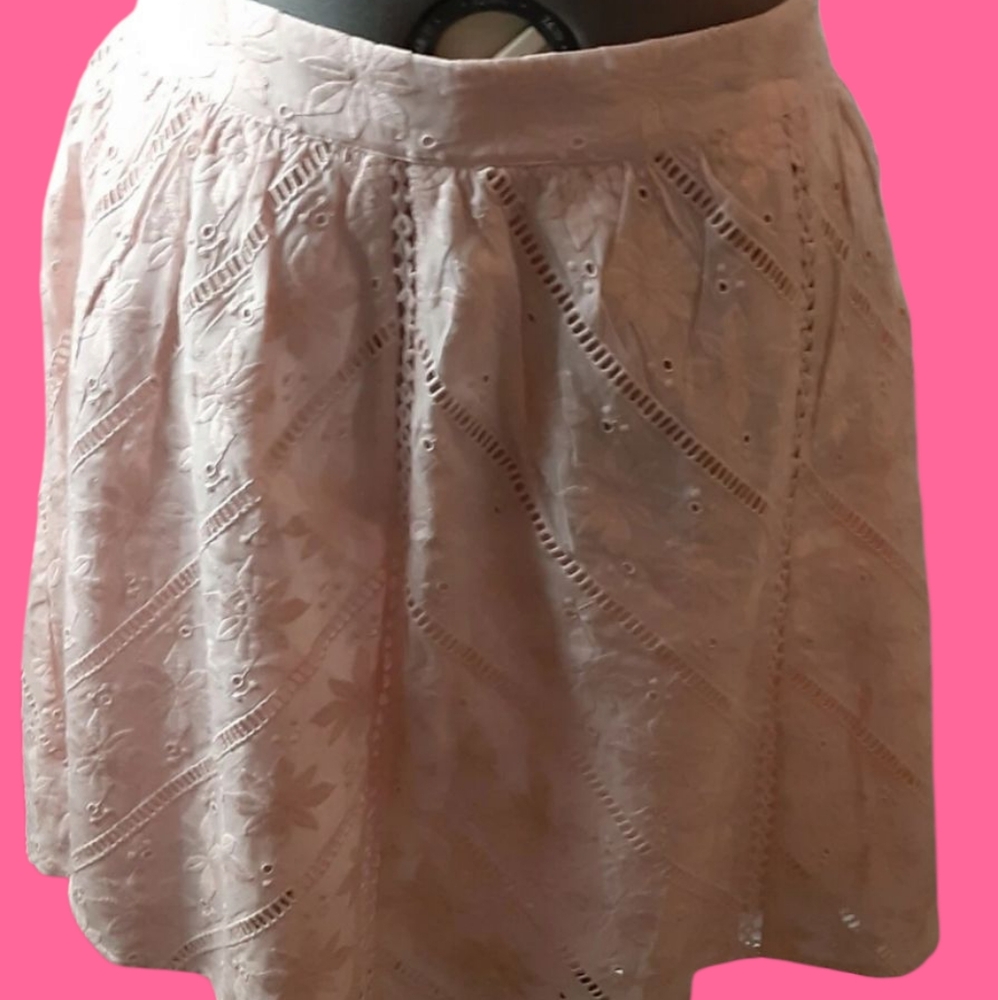 Loft Pink Embroidered detailing Skirt Size 8